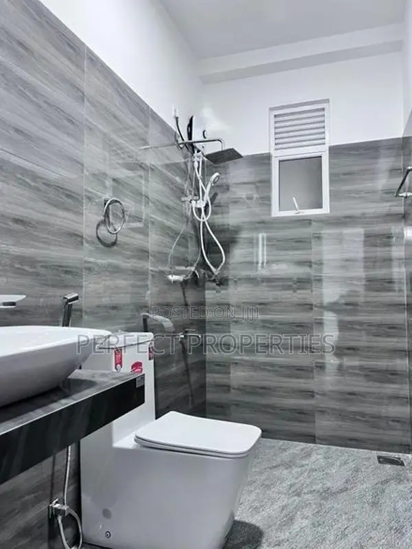Brand New Box Type House for Sale / Kandana 899m to Main Road