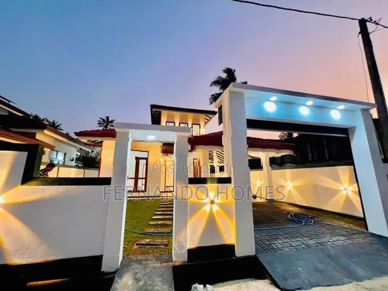 Newest Quality Brand New House for Sale in Negombo Area