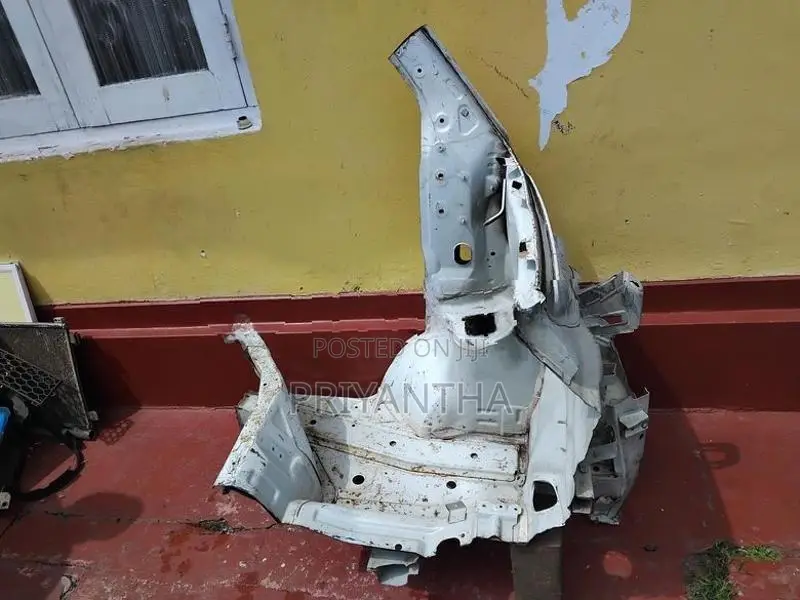 Suzuki Every Da17 Front Left Door Post