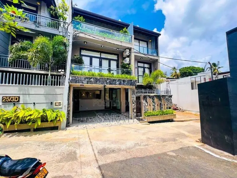 Beautiful House with Furniture for Sale Pannipitiya