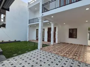 Modern Designed Luxury Three Storey House for Sale Piliyandala