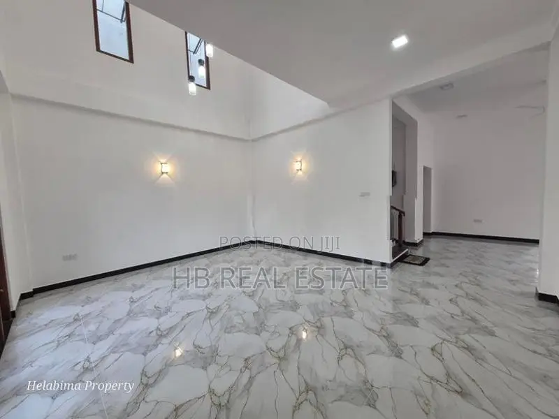 Modern Designed Luxury Three Storey House for Sale Piliyandala