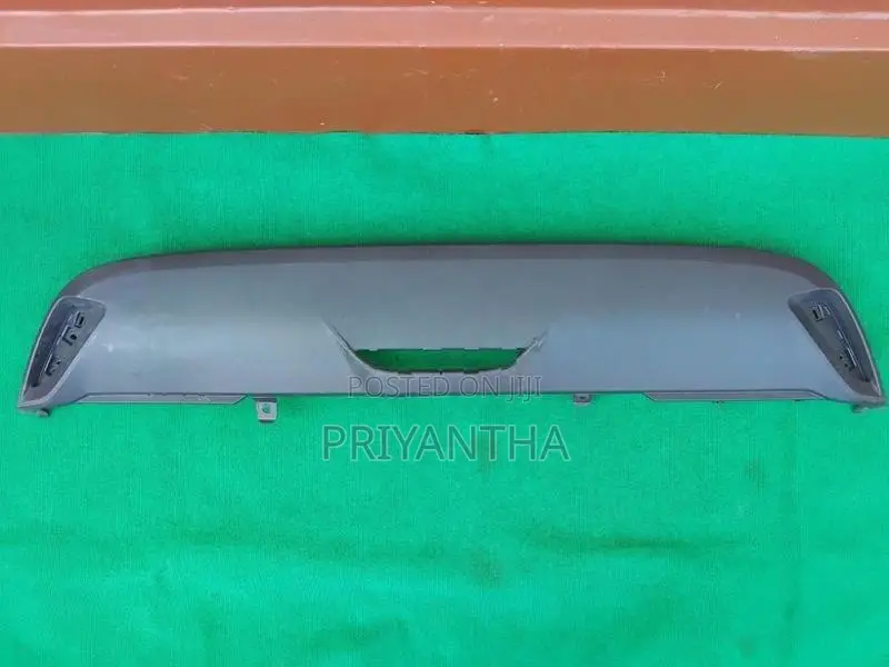 Toyota Yaris Ksp210 Rear Garnish/Diffuser