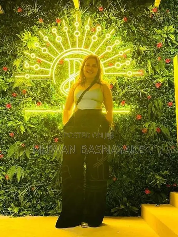 Indoor & Outdoor LED Neon Boards - Store Fronts, Bright Signs