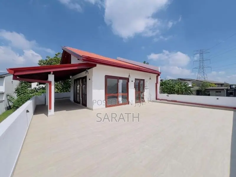 Luxury House For Sale Battaramulla