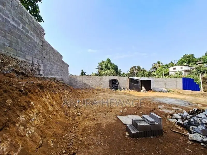 Land for Sale, Homagama (facing Pinketha Road). (ID : HMGA004)