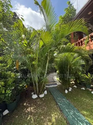 Nawala : 25 Perches Land with Liveable Two houses for sale