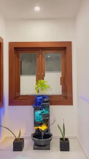 Athurugiriya : 4BR (6P) Luxury Brand new House for Sale