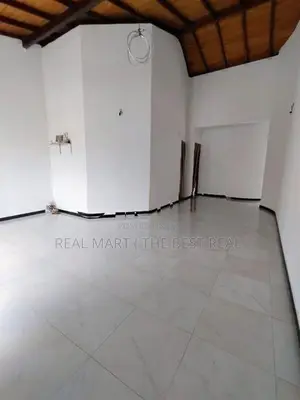 Homagama : 4BR (20 Perches) House for Sale