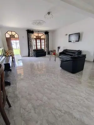 Homagama : 4BR (20 Perches) House for Sale