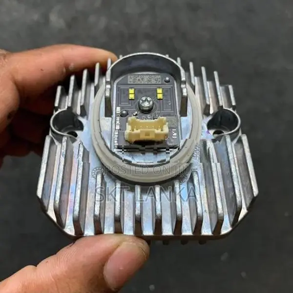 Genuine BMW 530e 530i headlight DRL module
