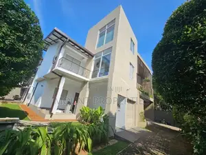 2 Storey House for Sale in Battaramulla Koswatta