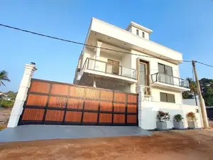 Modern Luxurious House for Sale in Piliyandala