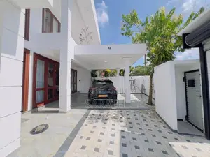 සුඛෝපභෝගී අලුත්ම නිවසක් බත්තරමුල්ලෙන්
