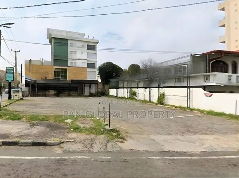 Commercial Land for Sale in Dehiwala