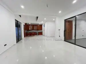 Modern Luxurious House for Sale in Piliyandala