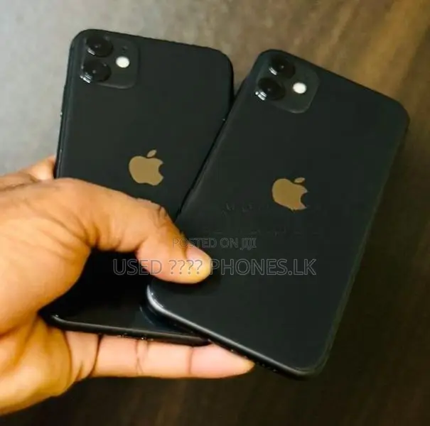 Apple iPhone 11 256GB (Used)
