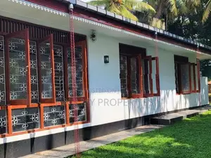 Land for Sale in Enderamulla, Wattala