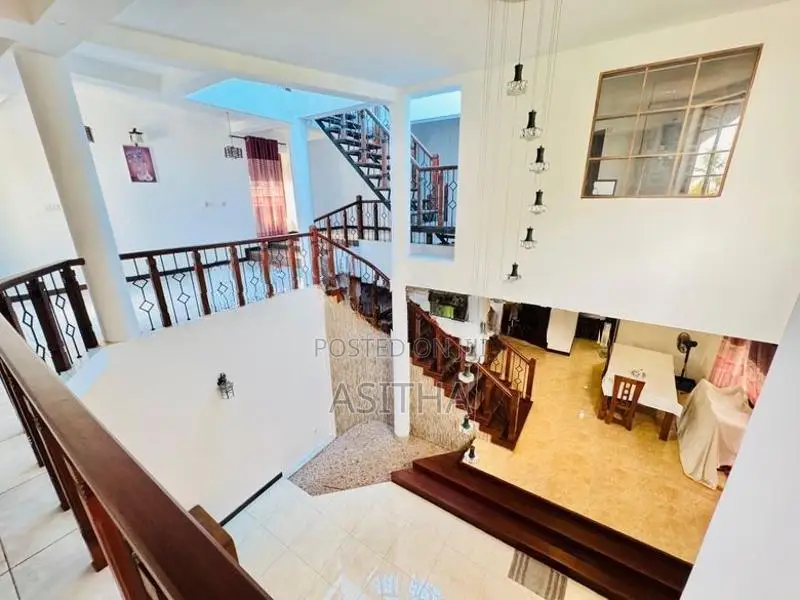 දෙමහල් නිවස මහරගම
