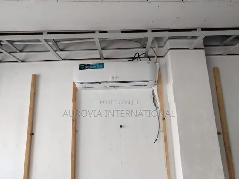 HISENSE 12000 BTU Non-inverter Ac