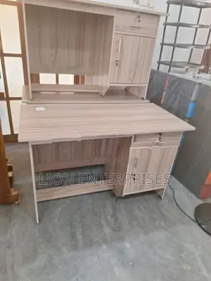 4×2 Ft Melamine Office Table