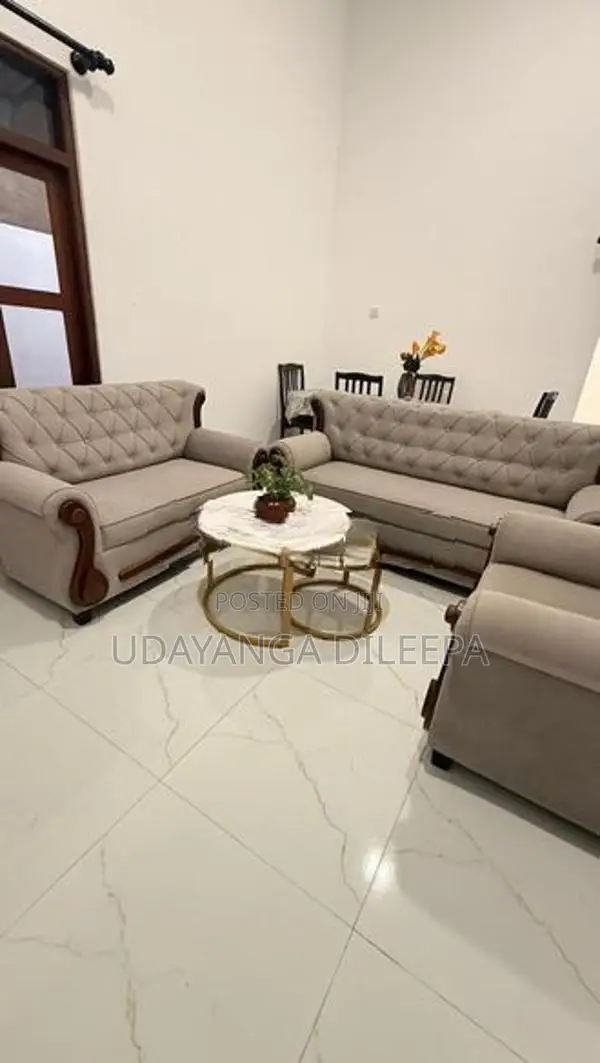 Queen Sofa Set