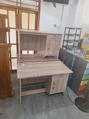 4×2 Ft Melamine Office Table