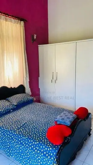 Ethul Kotte : 4BR (17.5 perches) House for Sale at Angampitiya