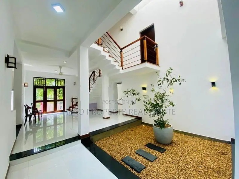 Valuable Luxury Modern House for Sale in Boralesgamuwa