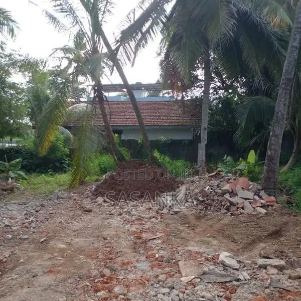 Boralesgamuwa Dehiwala Road 70 Perches Land For Rent