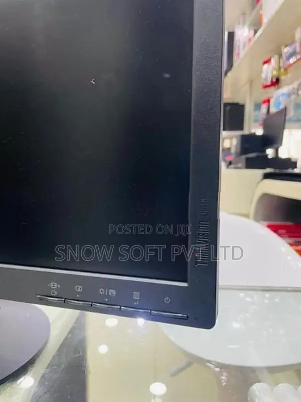 Lenovo 22" Fhd Monitor – Used