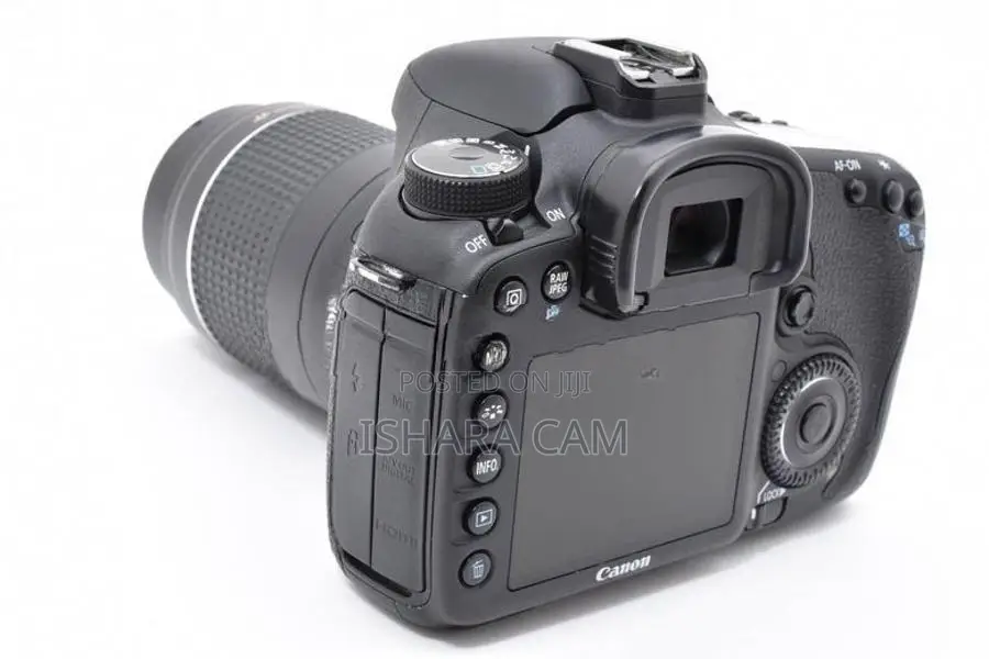 Canon 7D DSLR with Lens