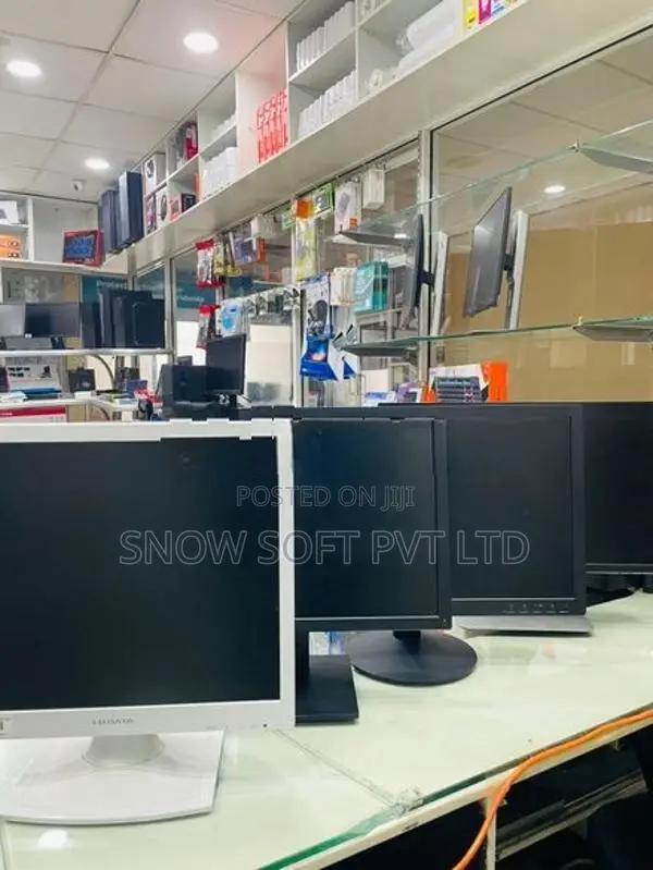 Lenovo 22" Fhd Monitor – Used