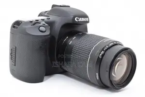 Canon 7D DSLR with Lens