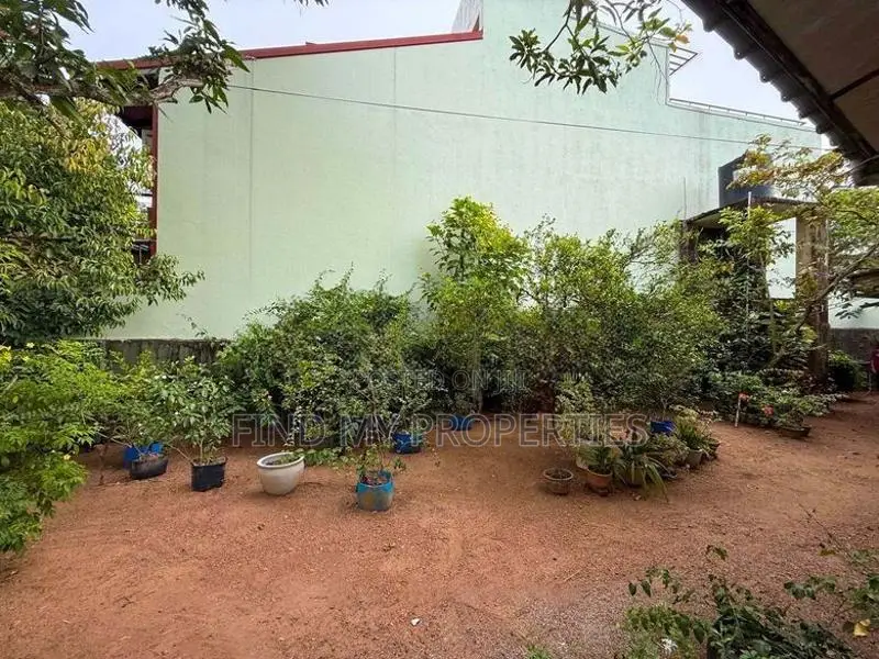 Land for sale in Nawala