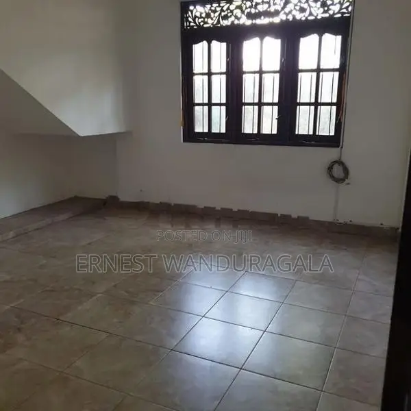 House for rent in battaramulla. hr10