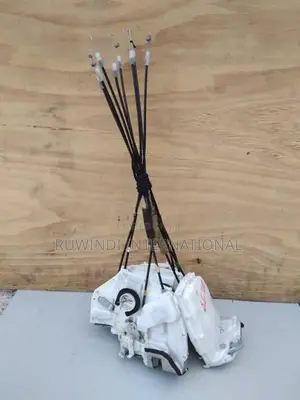 Suzuki Swift ZC31S Center Lock