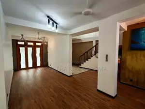 Luxury Two storey House for sale in Thalawathugoda