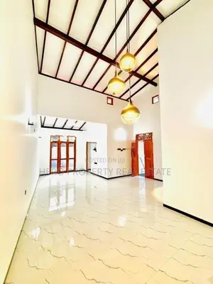 Super Valuable Luxury House for Sale in Athurugiriya