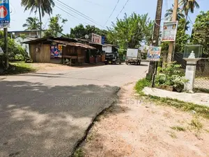 land for sale piliyandala