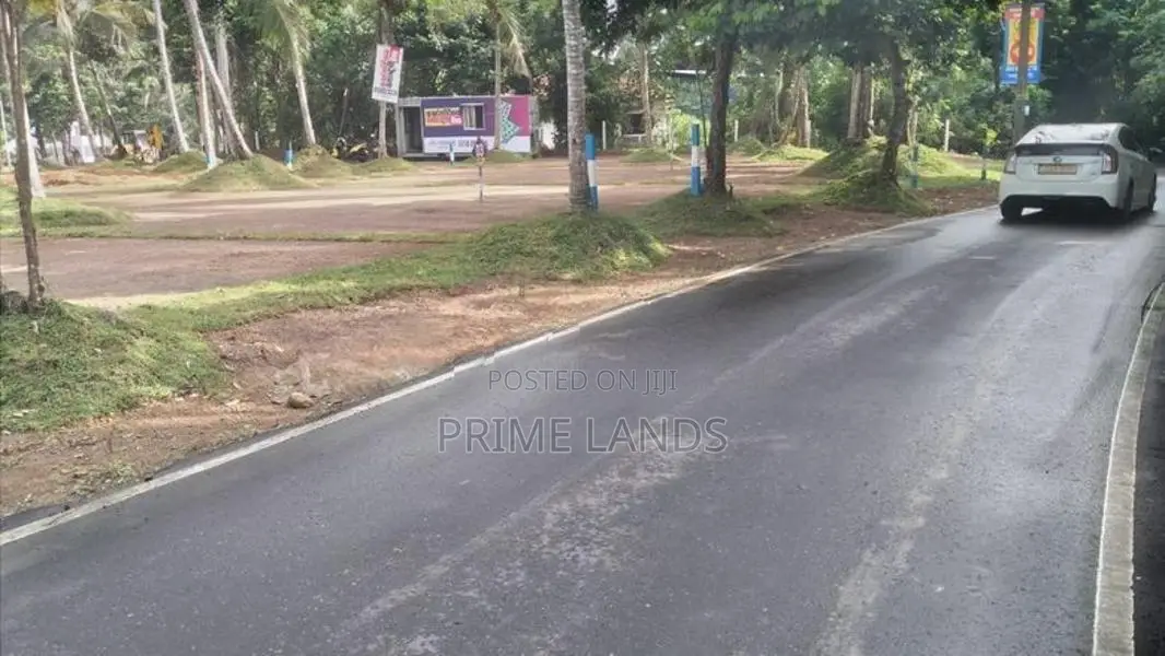 Athurugiriya , Boralugoda RESIDENTIAL LAND for sale