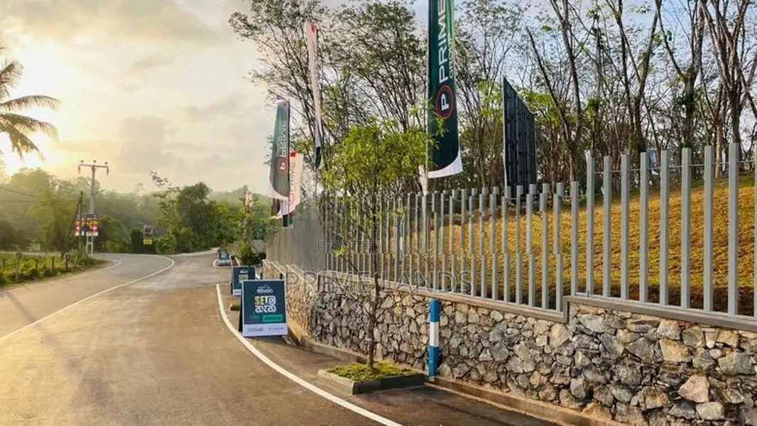 Land for Sale Homagama Beruketiya