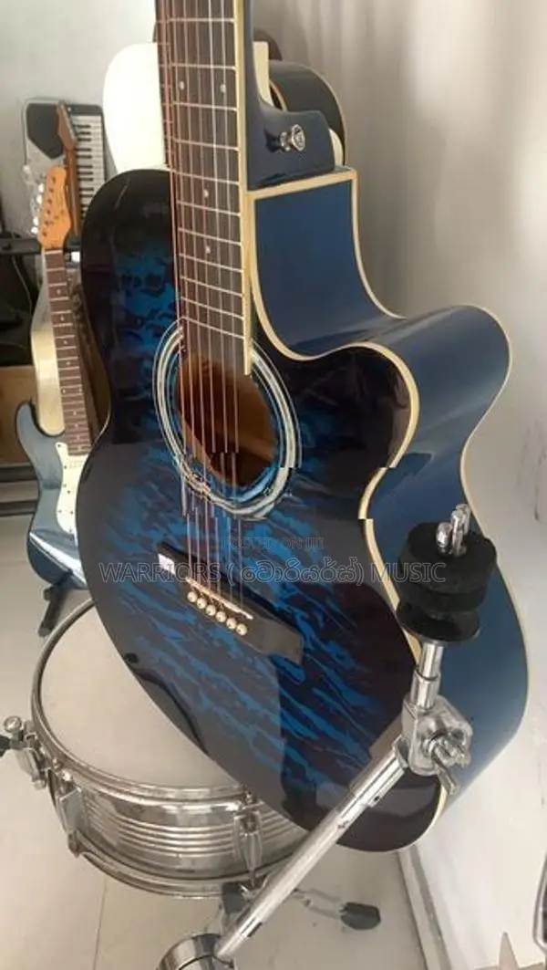 40 Size Box Guitar