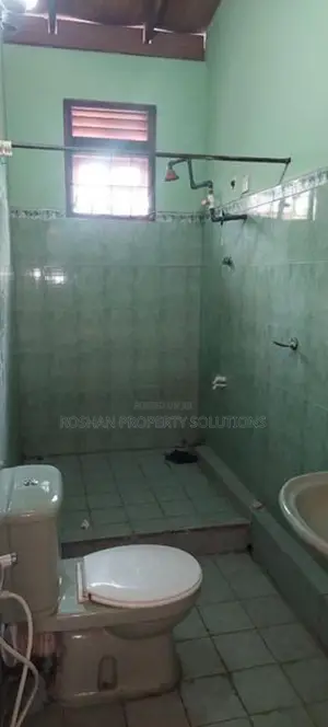 Uspair house for rent in Rathmalana