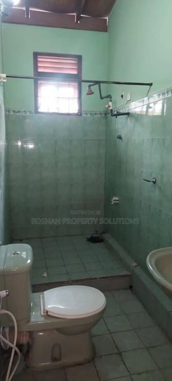 Uspair house for rent in Rathmalana