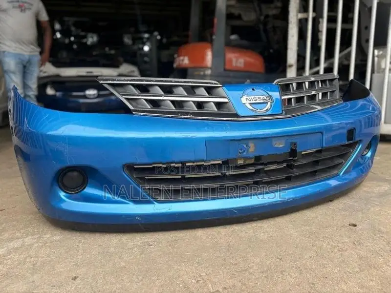 Nissan Tiida Front Buffer