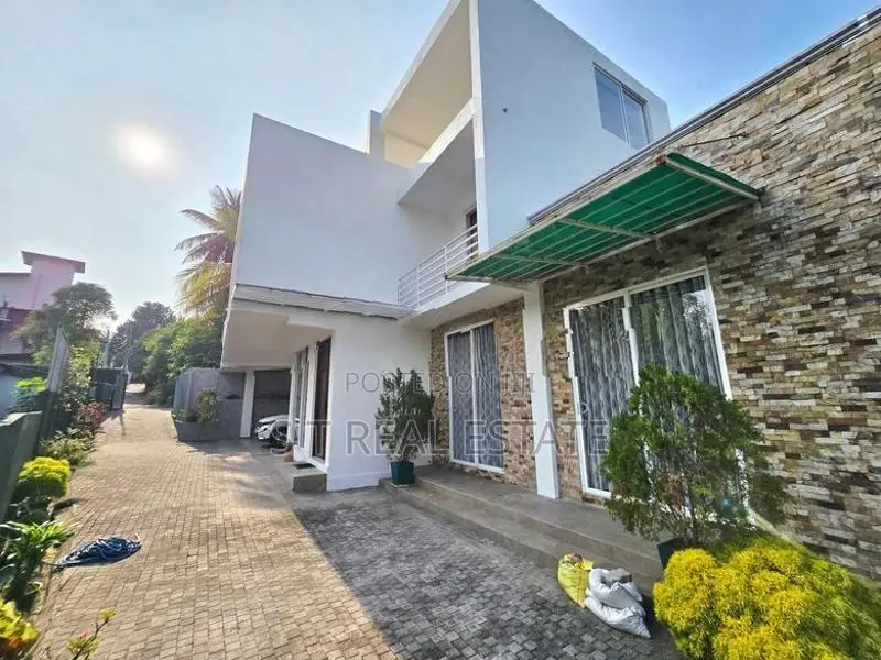 Brand New Luxury Three Storey House for Sale in Thalawathugoda
