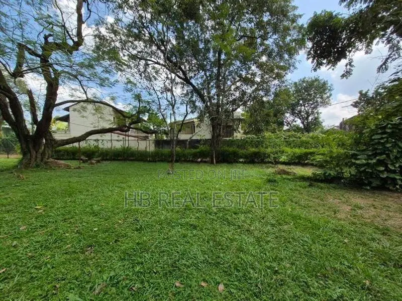Boralesgamuwa Residential Bare Land for Sale