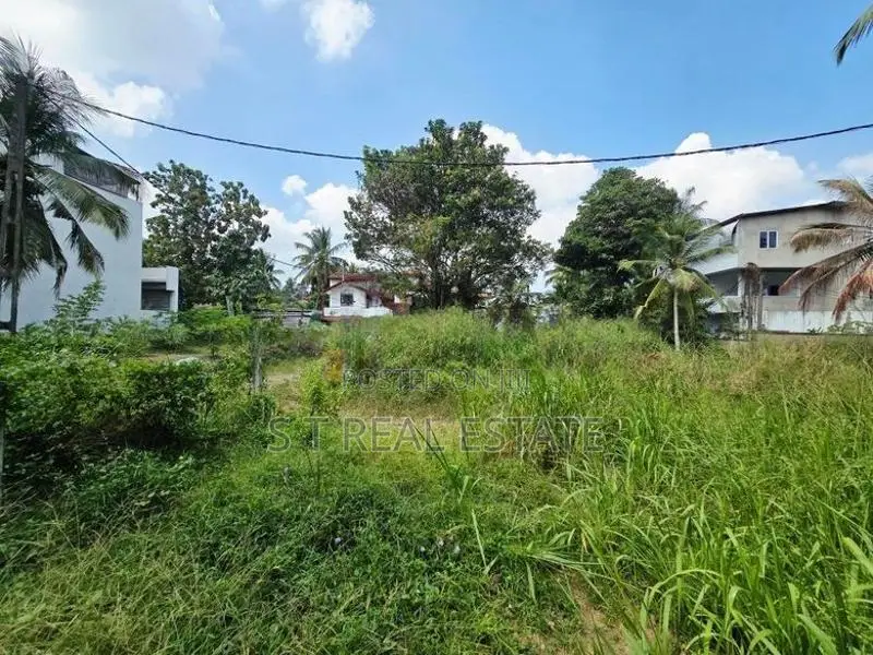 8.10P High Residential Bare Land For Sale In Thalawathugoda