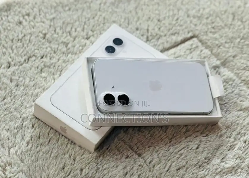 Apple iPhone 16 (Used)